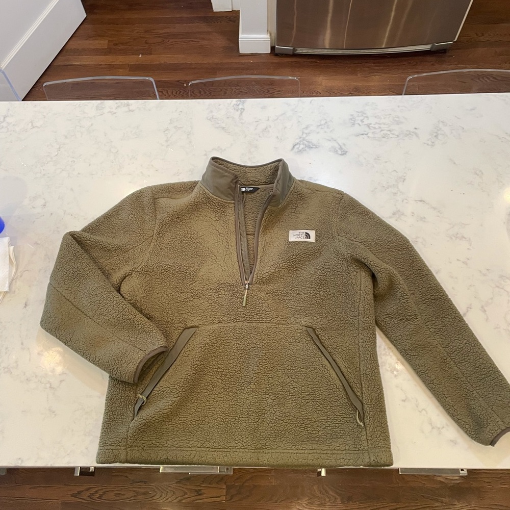 Mens North Face 1/4 Zip (X-Large)